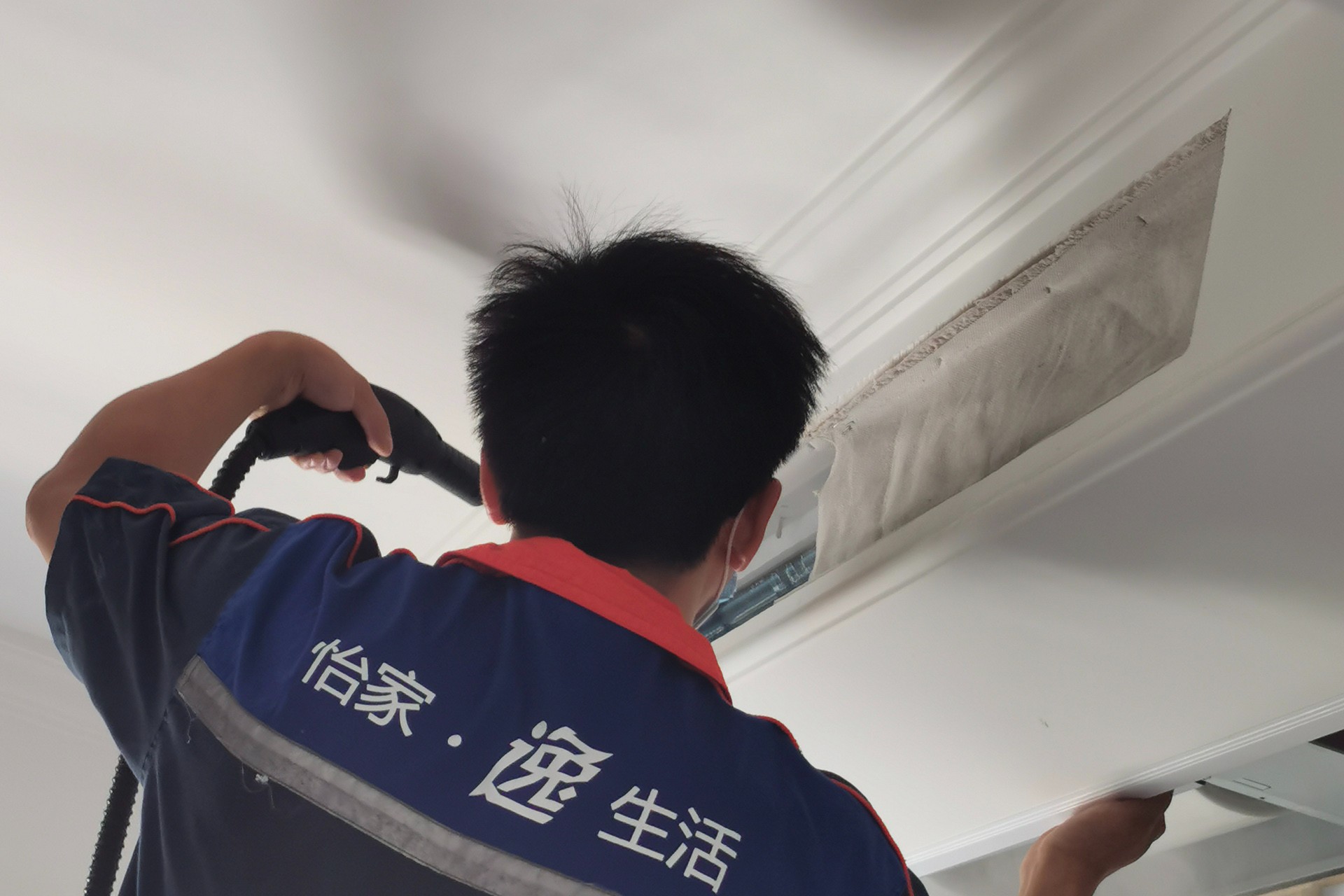 中央空调维修保养公司怎么选?先看这组数据和资质再说 中央空调维修保养公司怎么选?先看这组数据和资质再说